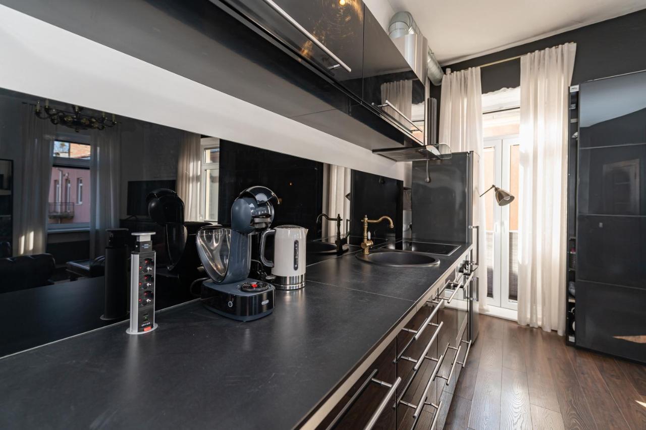 Retro Studio Old Town Apartment By Hostlovers Каунас Екстер'єр фото